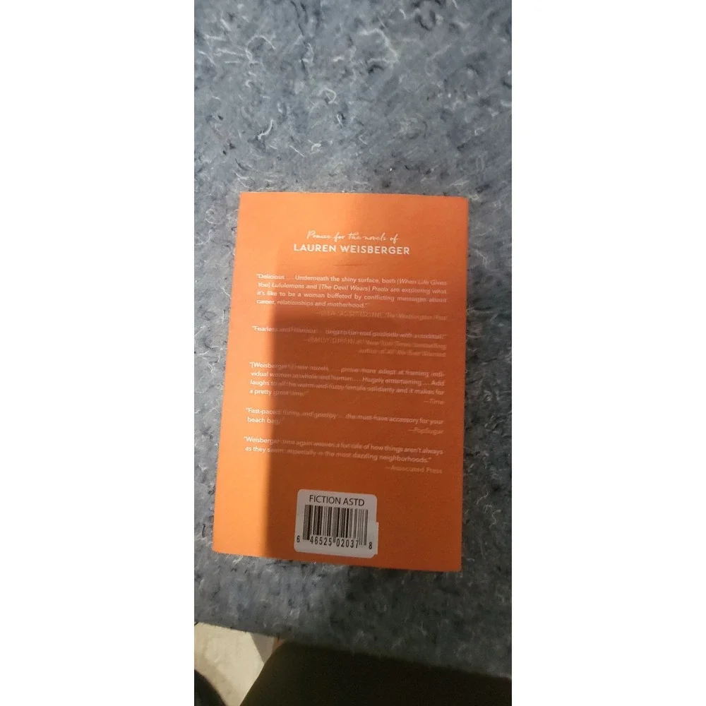 where the grass is green and the girls are‎ pretty by lauren weisberger